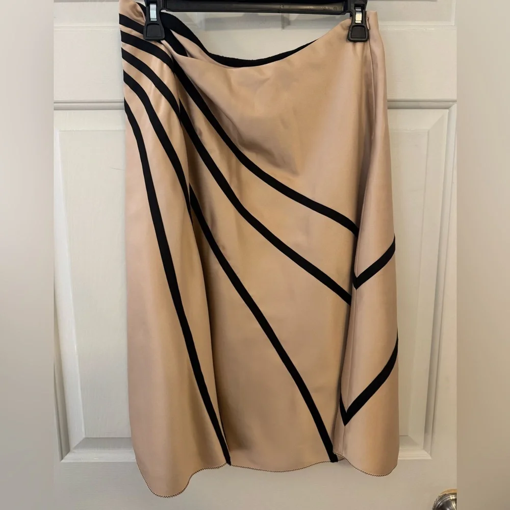 White House Black Market Tan and Black Midi Skirt size 10
